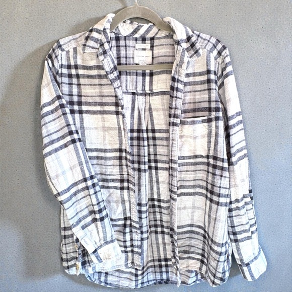 American Eagle Outfitters Tops - American Eagle Ahh-Mazingly Soft Flannel Shirt Boyfriend M, Black & White - EUC